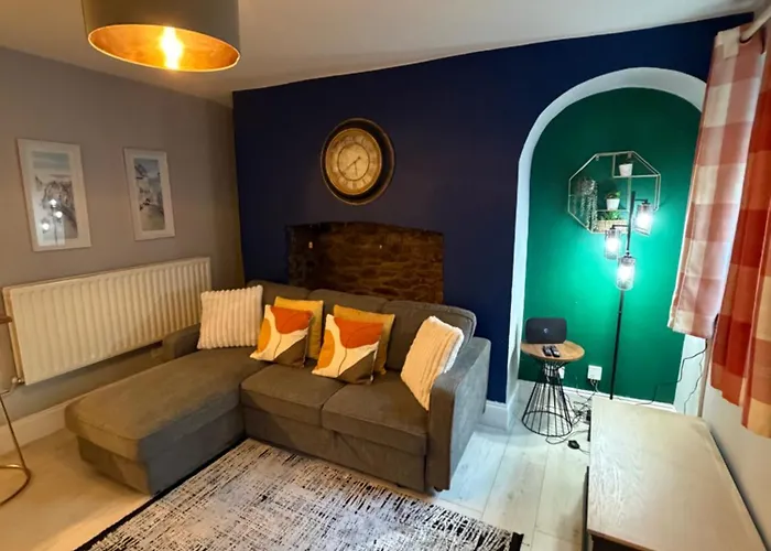 Apartman 2 Bed Cosy Retreat Clifton Opposite *