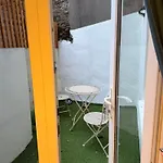 2 Bed Cosy Retreat Clifton Opposite Lägenhet