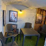 2 Bed Cosy Retreat Clifton Opposite Lägenhet