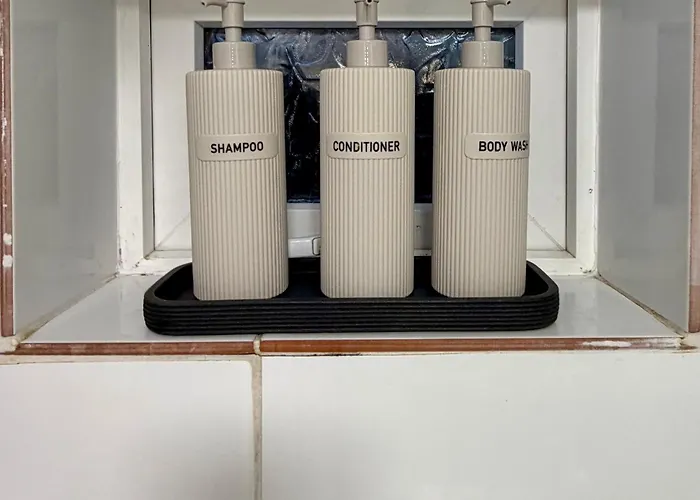 2 Bed Cosy Retreat Clifton Opposite Apartament